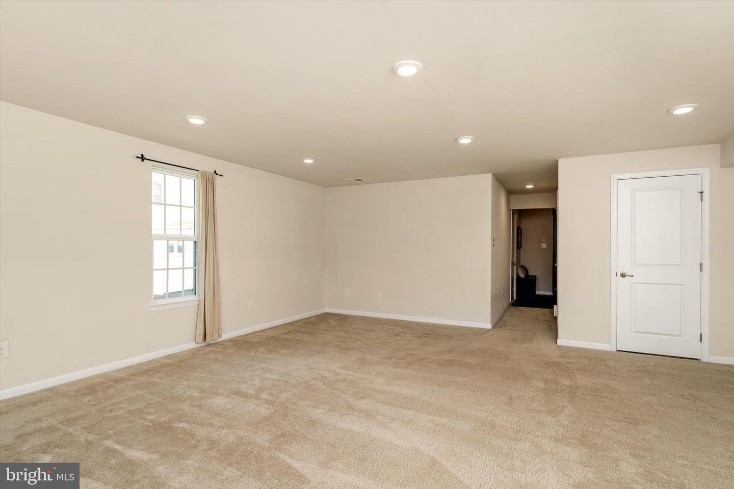 179 Star Dr — property photo 4